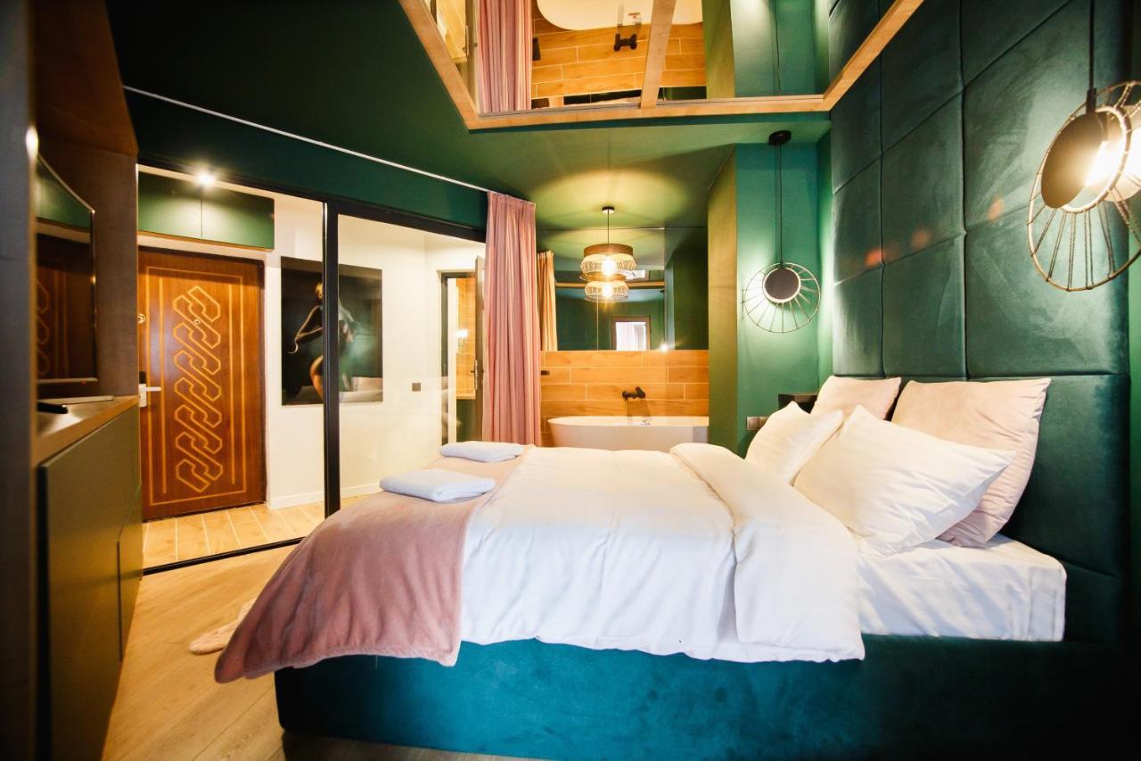Green Velvet City Retreat 오라데아 외부 사진