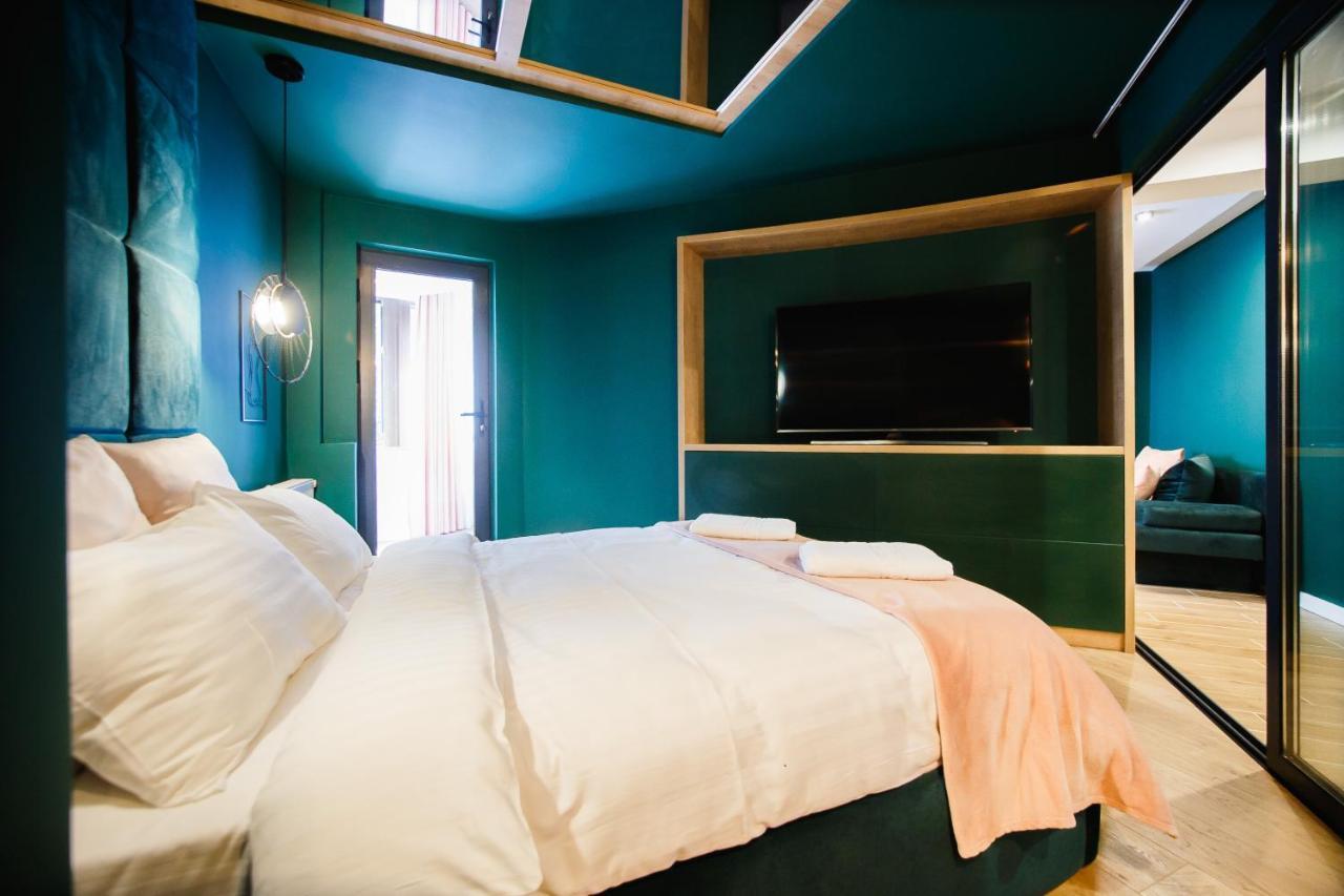 Green Velvet City Retreat 오라데아 외부 사진